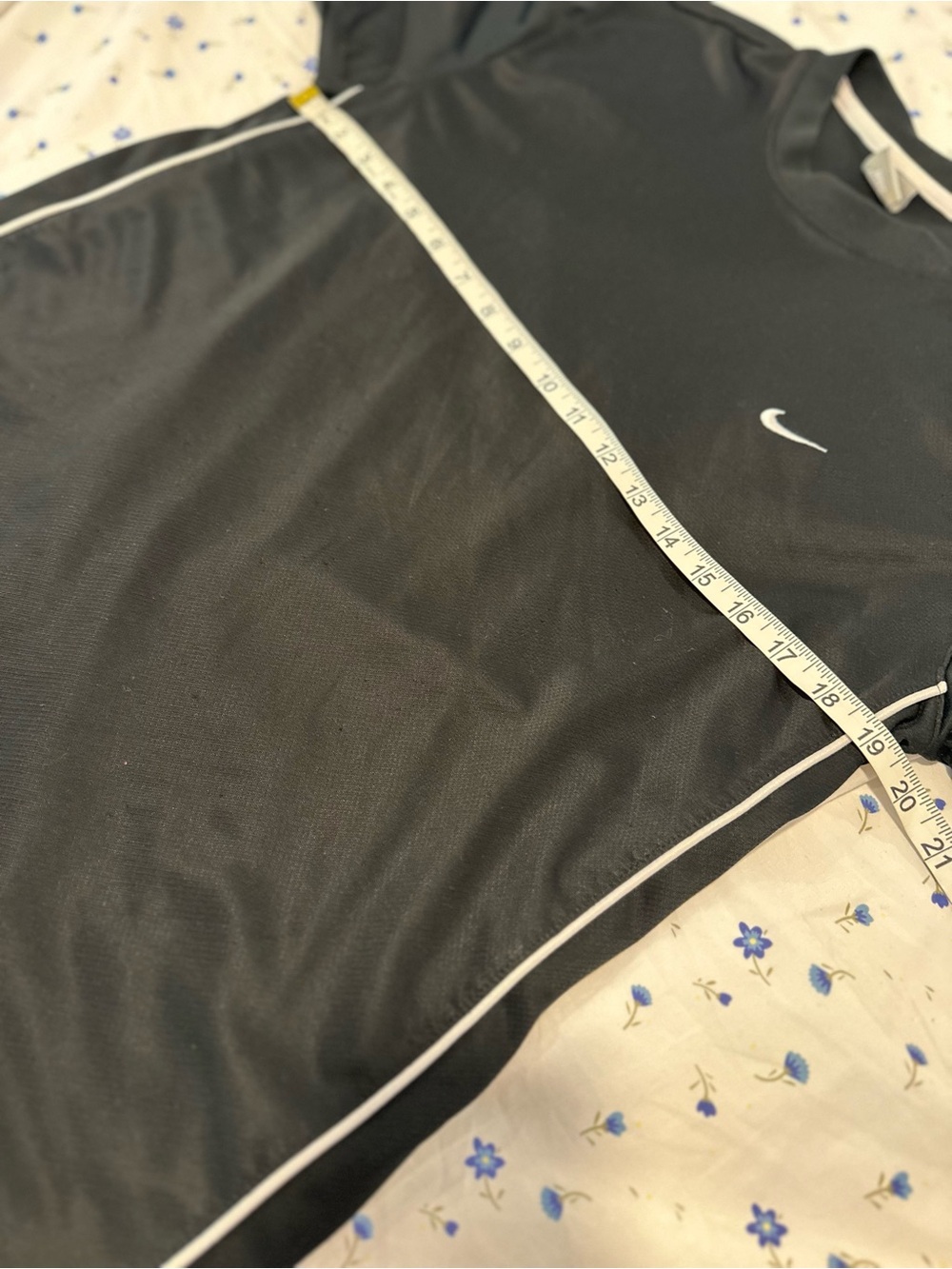 VTG Nike Y2K Dri-Fit Sz:L athletic lightweight Black mesh weave Tee white piping - Picture 3 of 13
